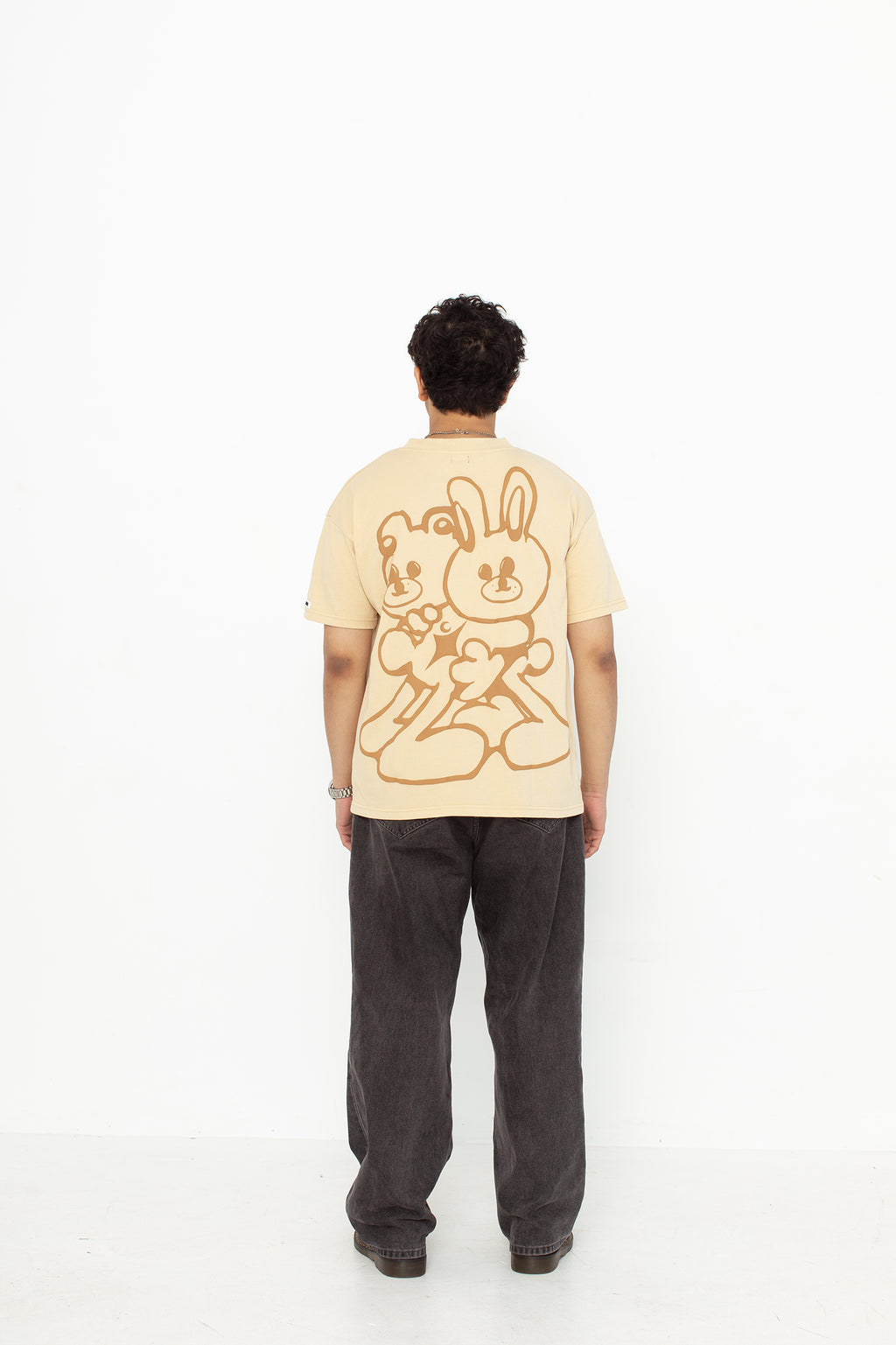 Beige oversized tee