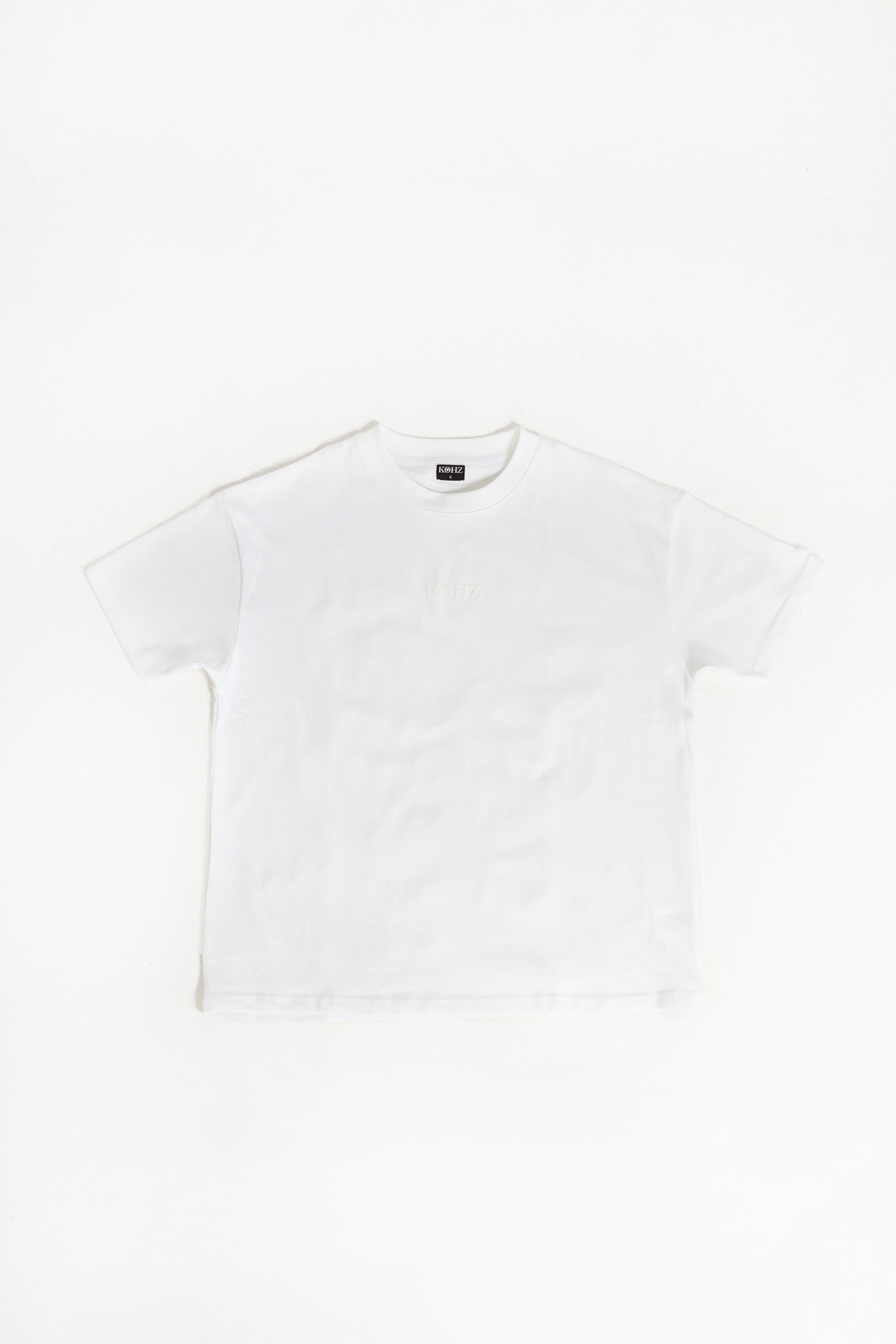 White oversized tee